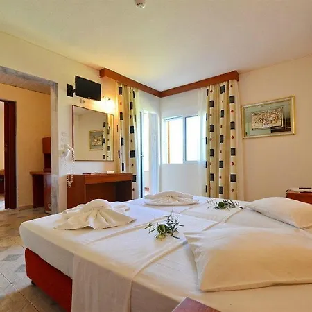 Sousouras Hotel Hanioti