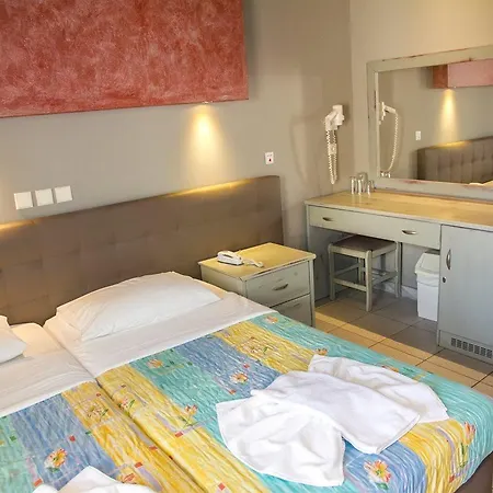 Sousouras 3* هانيوتي